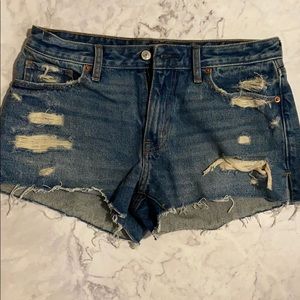 NWOT Abercrombie Distressed Shorts
